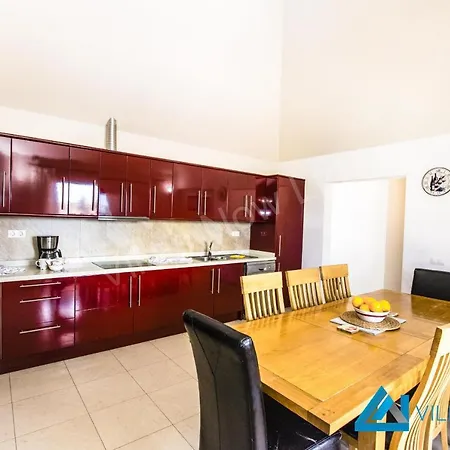 Sapphire Villa *