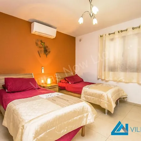 Sapphire Villa *